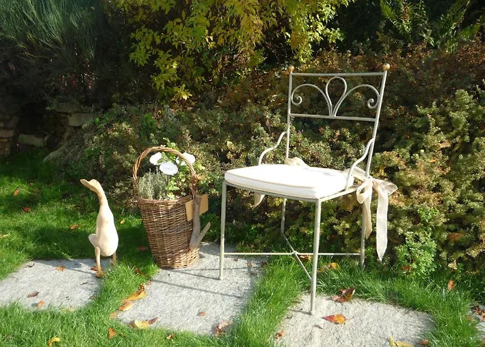 לינה וארוחת בוקר Al Chiare 4*