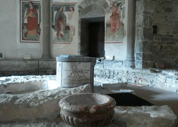 Al Chiare לינה וארוחת בוקר 4*