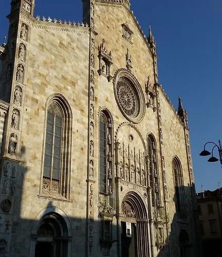 לינה וארוחת בוקר Al Chiare Oggiono